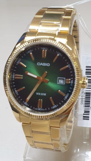 Reloj Casio Dorado y Verde