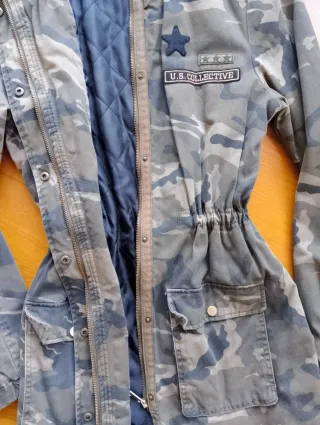 Cazadora camuflaje Stradivarius Talla S