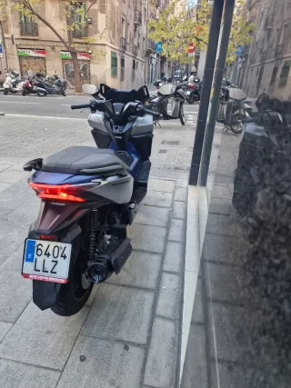 Moto Calore Barcelona vende Forza 125 2021
