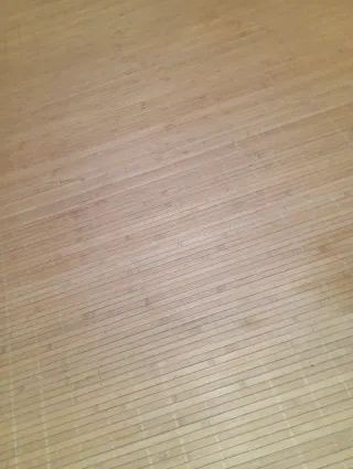 Alfombra efecto madera 1.80x2.40m