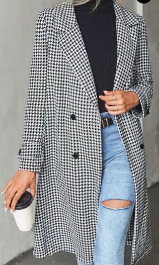 Lote 2 abrigos cuadros