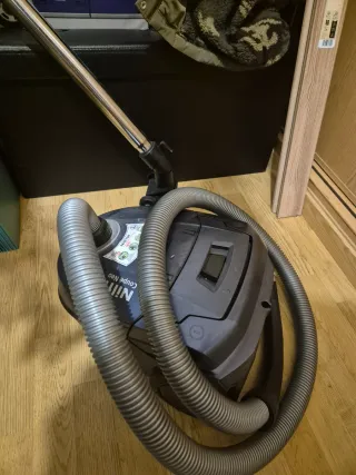 Aspirador Nilfisk Coupe Neo