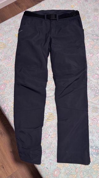 Pantalón cálido Quechua.