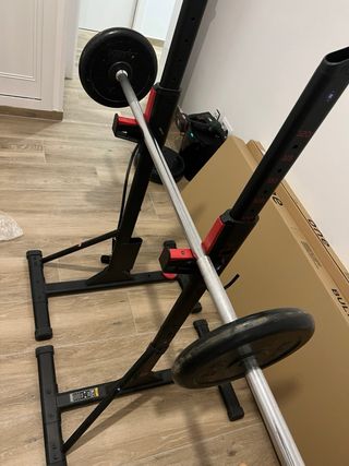 OFERTA ! Rack de gimnasio con barra y pesos