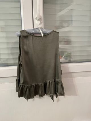 Chaleco verde satinado