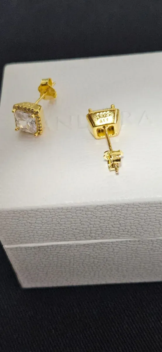 Pendientes Pandora Oro Cuadrados Circonitas