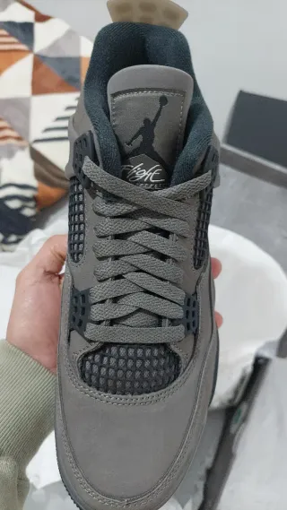 Zapatillas Jordan Retro 4 Nuevas