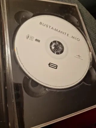 Bustamante. Mío - Pop Rock Nacional