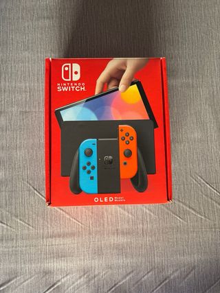 Nintendo Switch OLED + MARIO KART 8