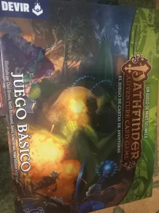 Lote juegos de mesa: Pathfinder, Dungeon Lite,...