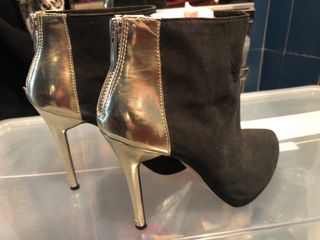 Botines Bershka fiesta negro y dorado