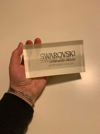 Placca Swarovski Authorized Dealer