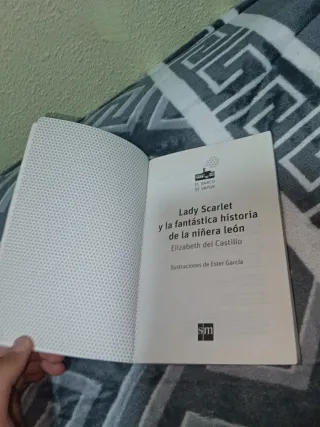 Lady Scarlet y la fantástica historia de la niñ...