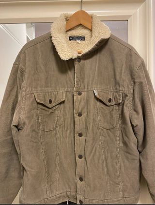 Chaquetón de pana beige con forro