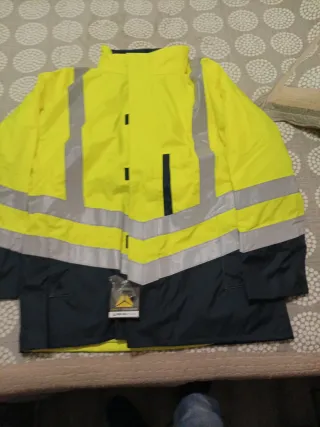 Chaqueta Delta Plus Alta Visibilidad