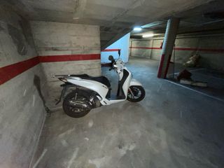 Alquiler plaza parking moto