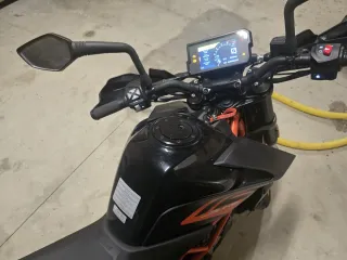 KTM Duke 125