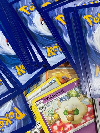 700 cartas pokémon ORIGINALES recientes