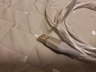 Cavo USB/MicroUSB multicolore con LED