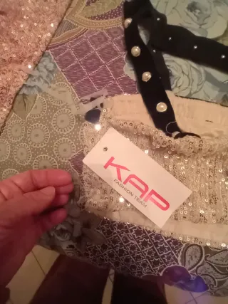 Top corto paillettes e perle