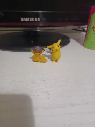 Figuras Pikachu (2 unidades)