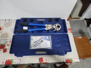 Prensa multicapa 360° con accesorios