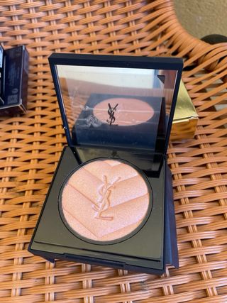 Yves Saint Laurent All Hours Hyper Luminizer 03