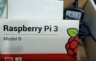 Raspberry Pi 3 + Reloj Android
