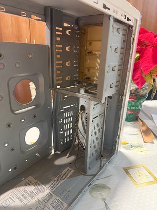 Torre PC Beige/Plata