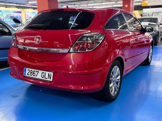 OPEL ASTRA GTC 2009 81.000 km Etiqueta C