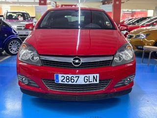 OPEL ASTRA GTC 2009 81.000 km Etiqueta C