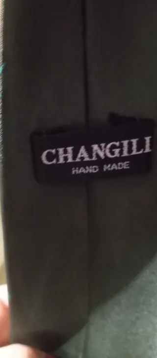 Corbatas de firma. Muchos colores con firma los 90