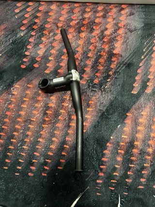 Manillar y potencia para bicicleta