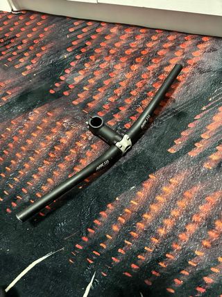 Manillar y potencia para bicicleta