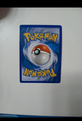 Carta Pokémon Eelektross Holo