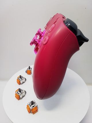 Mando DualSense PS5 Rosa Metálico + TMR Joysticks