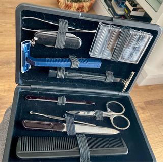 Set de Aseo Personal Completo/a estrenar