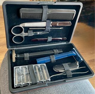 Set de Aseo Personal Completo/a estrenar