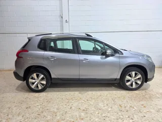 Peugeot 2008 vti