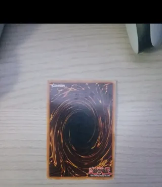 Escuridao Eroe Elementale Carta Yu-Gi-Oh!