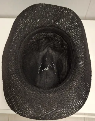 Cappello stile country nero