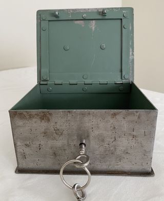 Caja caudales muy antigua