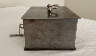 Caja caudales muy antigua