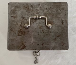 Caja caudales muy antigua