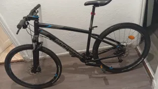 Bicicleta Rockrider 29 Negra