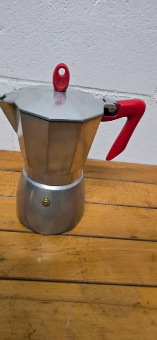 Caffettiera 12 tazze rossa e argento