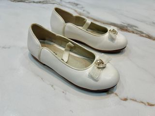 Zapatos niña ceremonia blanco roto t28 Mayoral