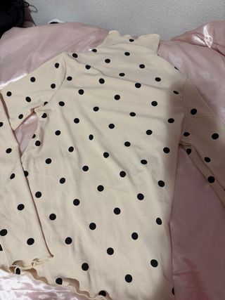 Conjunto Bershka Camiseta y Top Talla S