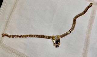 GARGANTILLA CHAPADA EN ORO 24 KLT Cristales Rojos