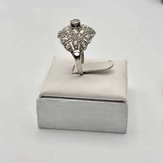 Anillo de oro 18kt con diamantes